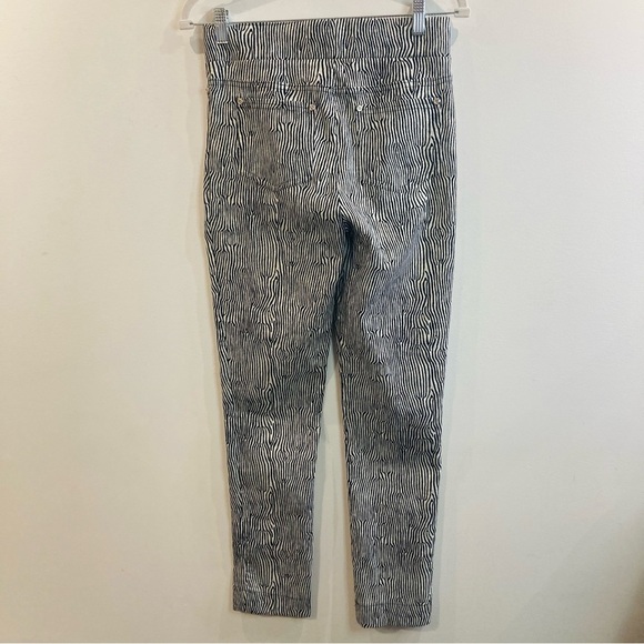 JOSEPH RIBKOFF Sz 6 Black and Gold Animal Zebra Print  Pull On High Waist Pants - Picture 8 of 11